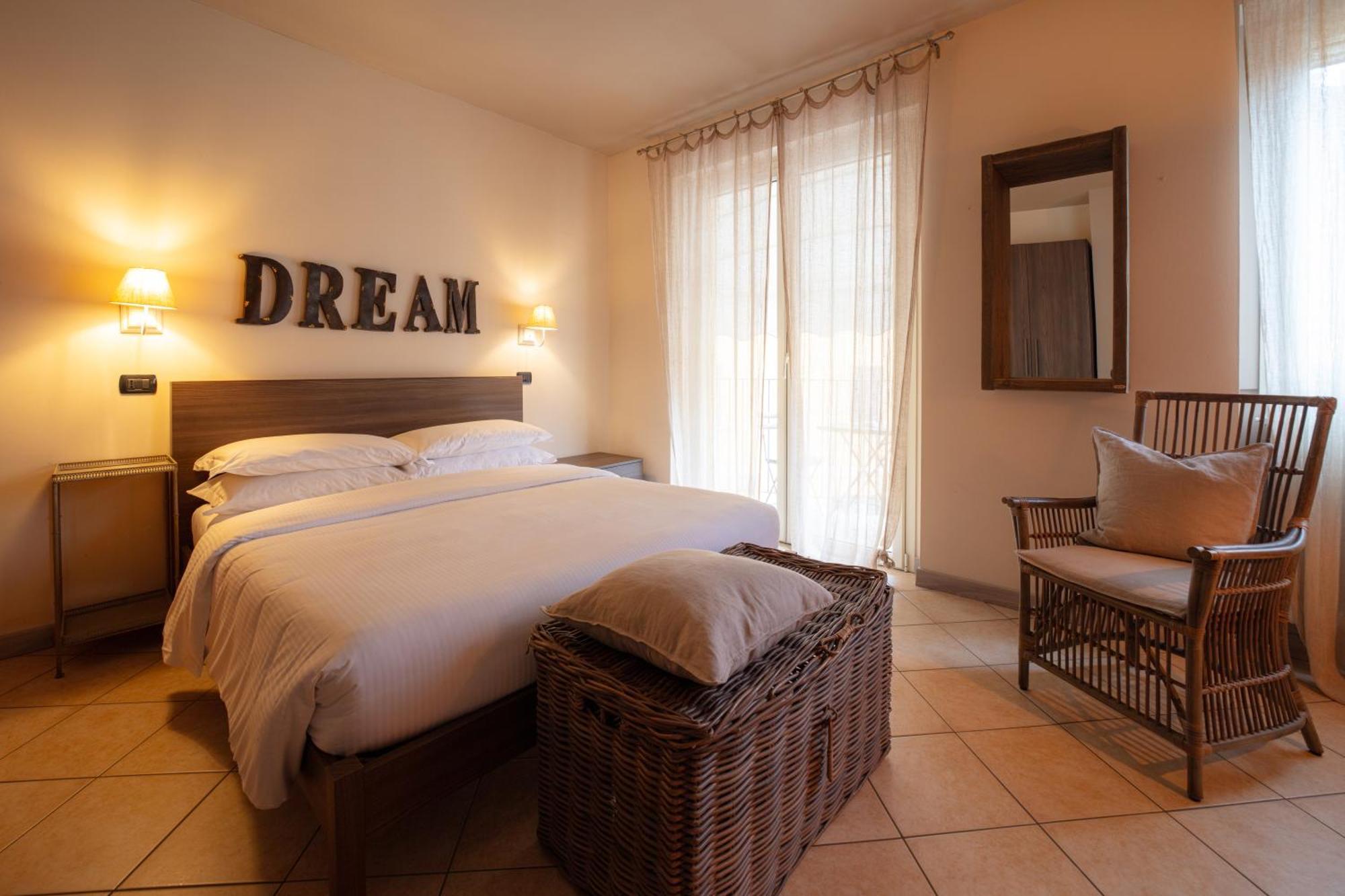 צ'רנוביו Hotel Ristorante San Giuseppe מראה חיצוני תמונה